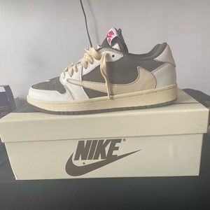 COPY - Travis Scott reverse mocha